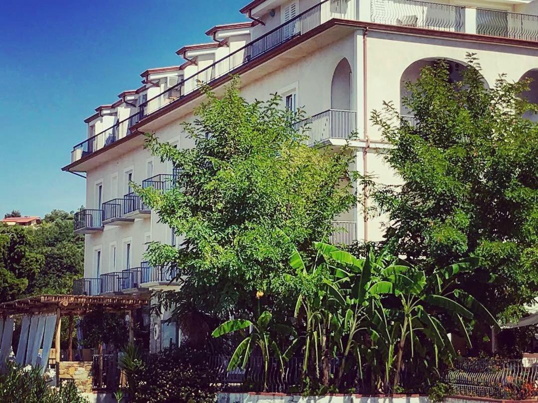 Hotel Garden Riviera Santa Maria di Castellabate Luaran gambar